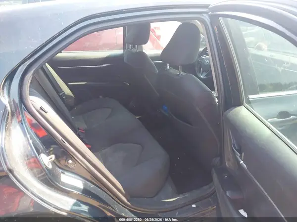 4T1B11HK3JU606867 2018 TOYOTA CAMRY - Image 8