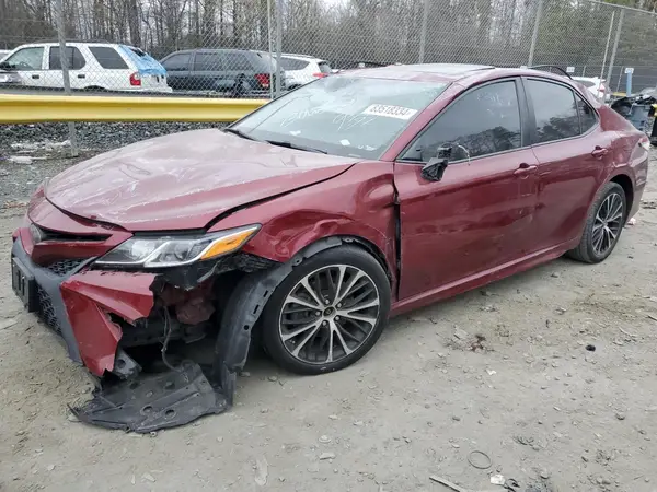 4T1B11HK3JU609350 2018 TOYOTA CAMRY - Image 1