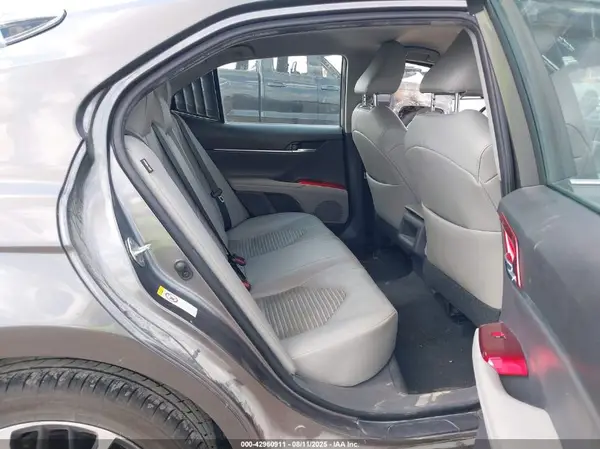 4T1B11HK3JU612314 2018 TOYOTA CAMRY - Image 8