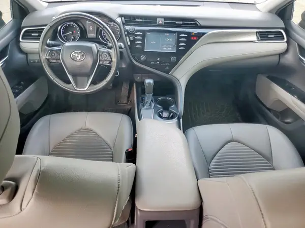 4T1B11HK3JU614046 2018 TOYOTA CAMRY - Image 8