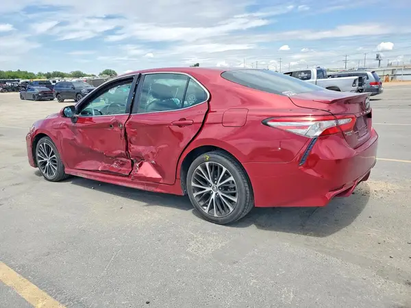 4T1B11HK3JU615231 2018 TOYOTA CAMRY - Image 2