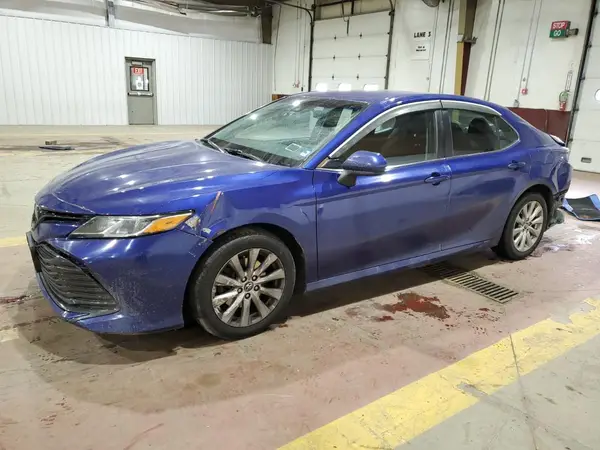 4T1B11HK3JU618971 2018 TOYOTA CAMRY - Image 1