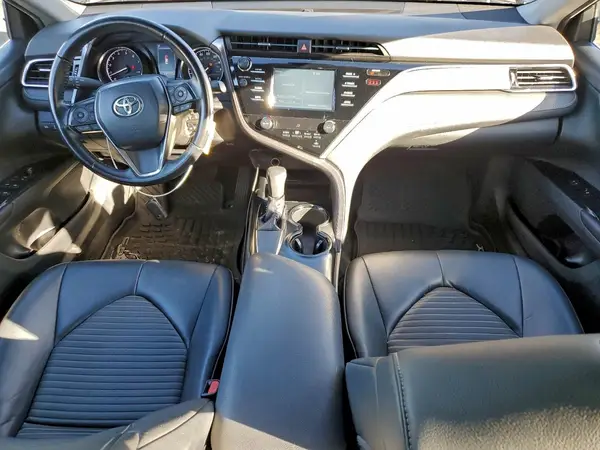 4T1B11HK3JU619523 2018 TOYOTA CAMRY - Image 8