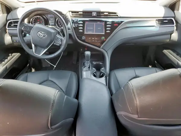 4T1B11HK3JU620137 2018 TOYOTA CAMRY - Image 8