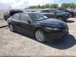 4T1B11HK3JU621269 2018 TOYOTA CAMRY