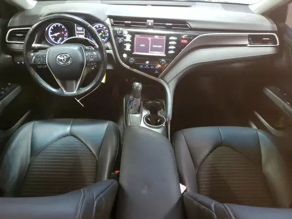 4T1B11HK3JU623720 2018 TOYOTA CAMRY - Image 8