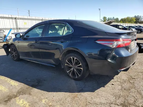 4T1B11HK3JU624074 2018 TOYOTA CAMRY - Image 2