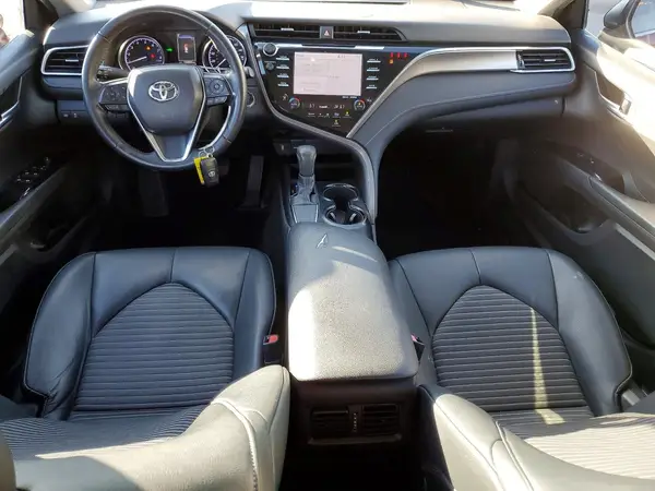 4T1B11HK3JU624155 2018 TOYOTA CAMRY - Image 8