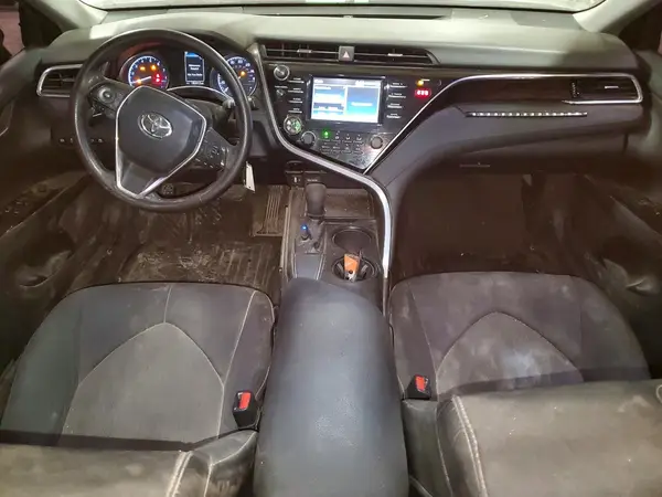 4T1B11HK3JU627623 2018 TOYOTA CAMRY - Image 8