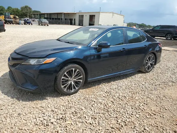 4T1B11HK3JU629050 2018 TOYOTA CAMRY - Image 1