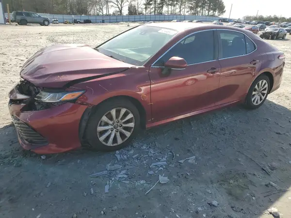4T1B11HK3JU630554 2018 TOYOTA CAMRY - Image 1