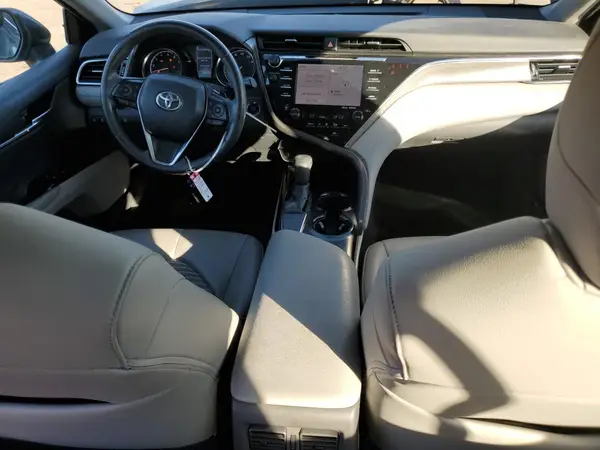 4T1B11HK3JU631283 2018 TOYOTA CAMRY - Image 8