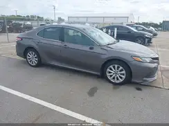 4T1B11HK3JU637794 2018 TOYOTA CAMRY