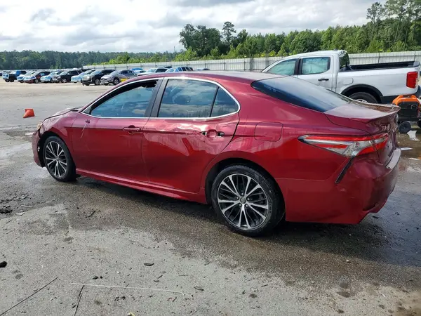 4T1B11HK3JU644681 2018 TOYOTA CAMRY - Image 2