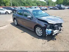 4T1B11HK3JU645801 2018 TOYOTA CAMRY