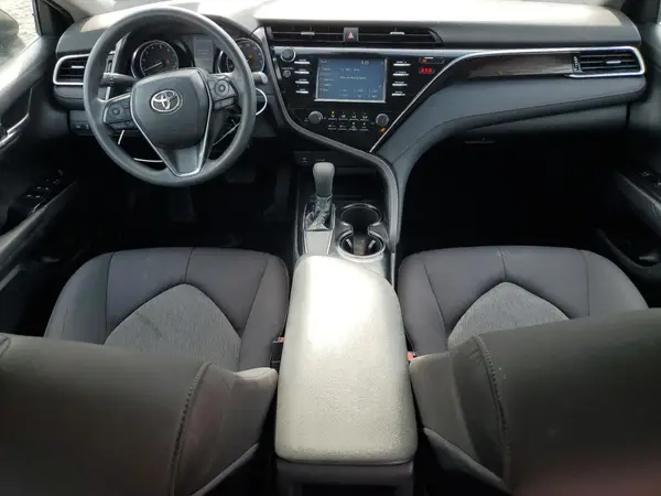 4T1B11HK3JU648570 2018 TOYOTA CAMRY - Image 8