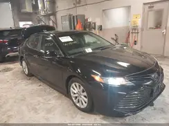 4T1B11HK3JU649184 2018 TOYOTA CAMRY