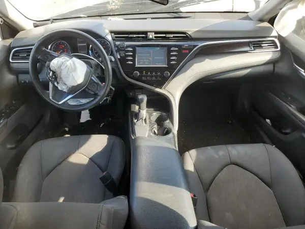 4T1B11HK3JU649265 2018 TOYOTA CAMRY - Image 8