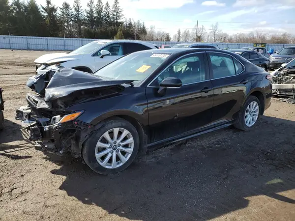 4T1B11HK3JU651825 2018 TOYOTA CAMRY - Image 1