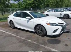 4T1B11HK3JU652084 2018 TOYOTA CAMRY