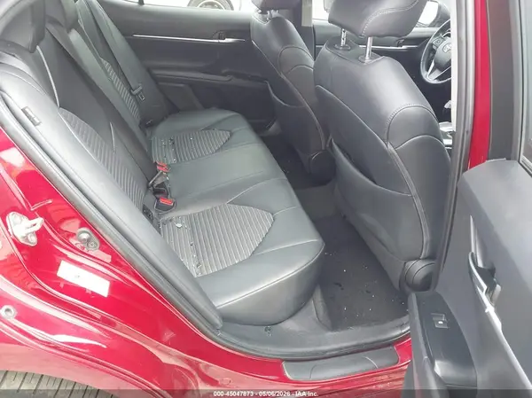 4T1B11HK3JU652277 2018 TOYOTA CAMRY - Image 8