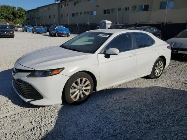 4T1B11HK3JU652943 2018 TOYOTA CAMRY - Image 1