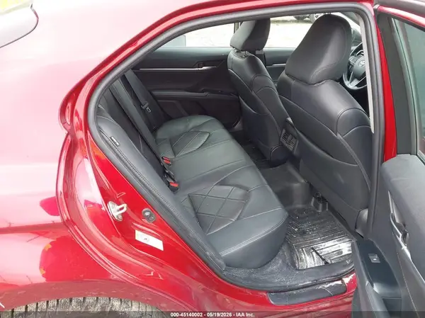 4T1B11HK3JU658872 2018 TOYOTA CAMRY - Image 8