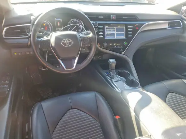 4T1B11HK3JU659133 2018 TOYOTA CAMRY - Image 8