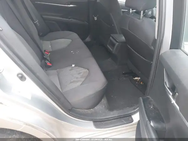 4T1B11HK3JU659293 2018 TOYOTA CAMRY - Image 8