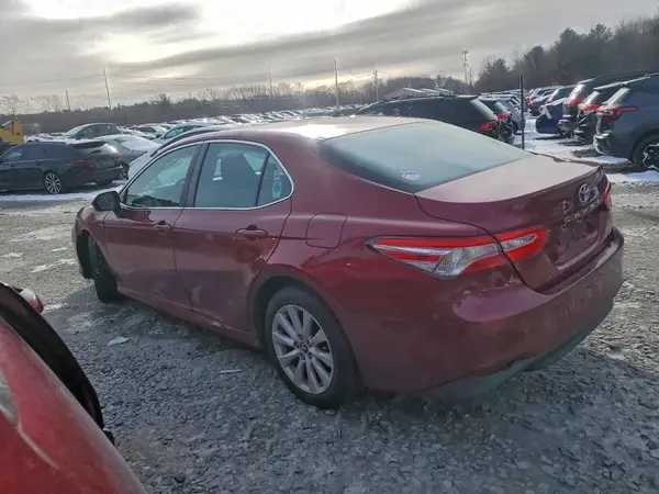 4T1B11HK3JU659505 2018 TOYOTA CAMRY - Image 2