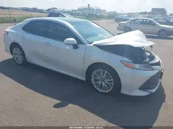 4T1B11HK3JU663957 2018 TOYOTA CAMRY