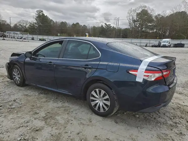 4T1B11HK3JU664753 2018 TOYOTA CAMRY - Image 2