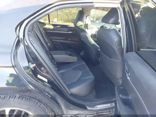 4T1B11HK3JU668835 2018 TOYOTA CAMRY - Image 8