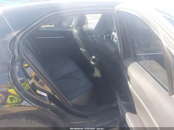4T1B11HK3JU669239 2018 TOYOTA CAMRY - Image 8