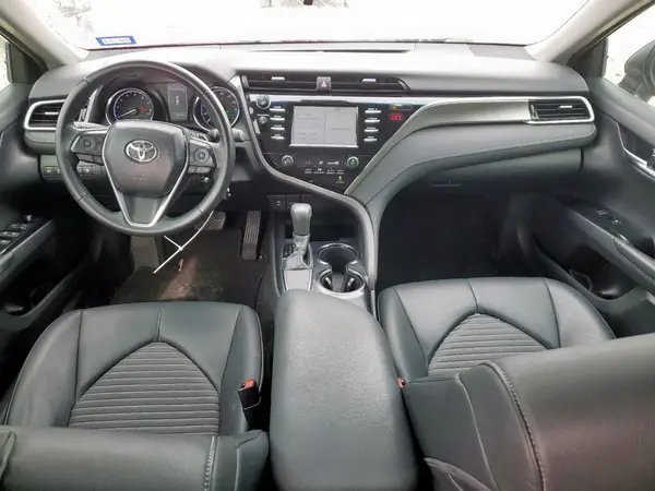 4T1B11HK3JU669516 2018 TOYOTA CAMRY - Image 8