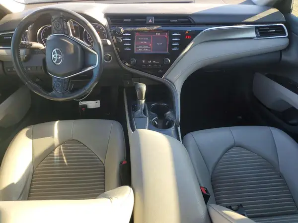 4T1B11HK3JU670052 2018 TOYOTA CAMRY - Image 8