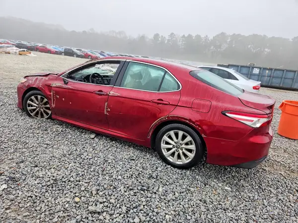 4T1B11HK3JU675168 2018 TOYOTA CAMRY - Image 2