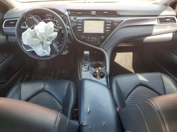 4T1B11HK3JU678782 2018 TOYOTA CAMRY - Image 8