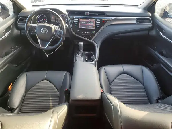 4T1B11HK3KU161385 2019 TOYOTA CAMRY - Image 8