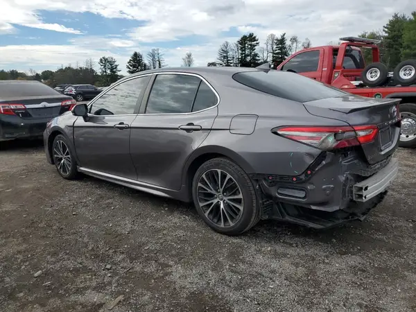 4T1B11HK3KU161967 2019 TOYOTA CAMRY - Image 2