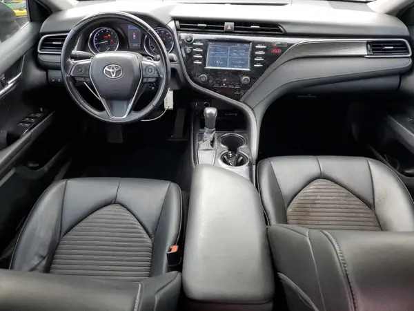4T1B11HK3KU161967 2019 TOYOTA CAMRY - Image 8