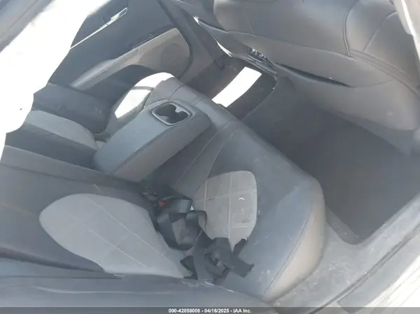 4T1B11HK3KU163623 2019 TOYOTA CAMRY - Image 8