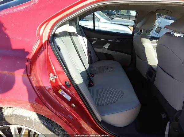 4T1B11HK3KU166005 2019 TOYOTA CAMRY - Image 8