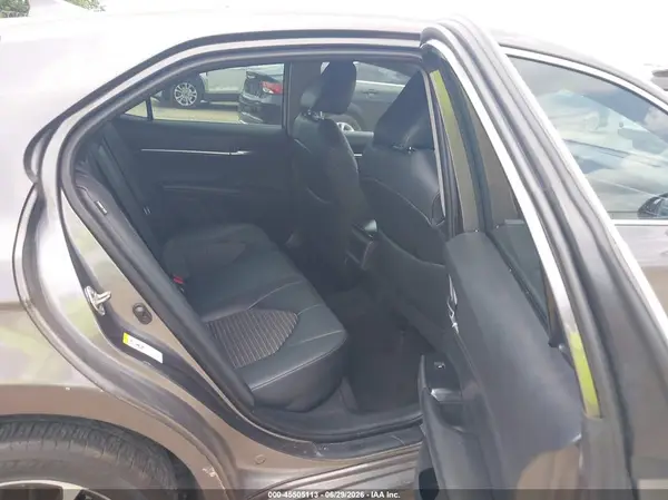 4T1B11HK3KU172791 2019 TOYOTA CAMRY - Image 8