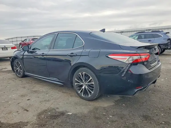 4T1B11HK3KU176100 2019 TOYOTA CAMRY - Image 2
