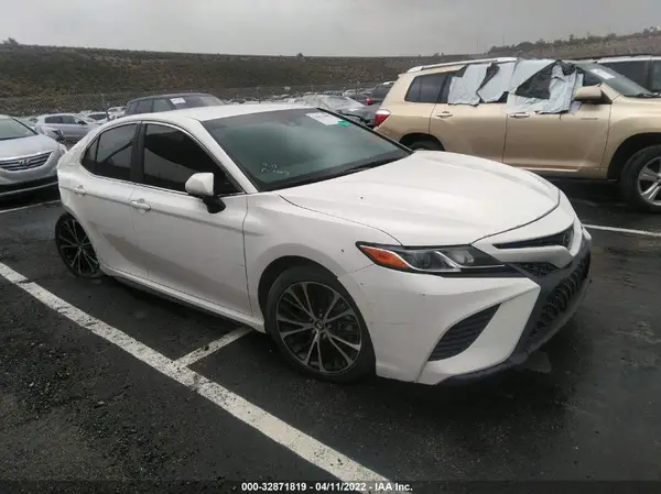 4T1B11HK3KU177487 2019 TOYOTA CAMRY - Image 1