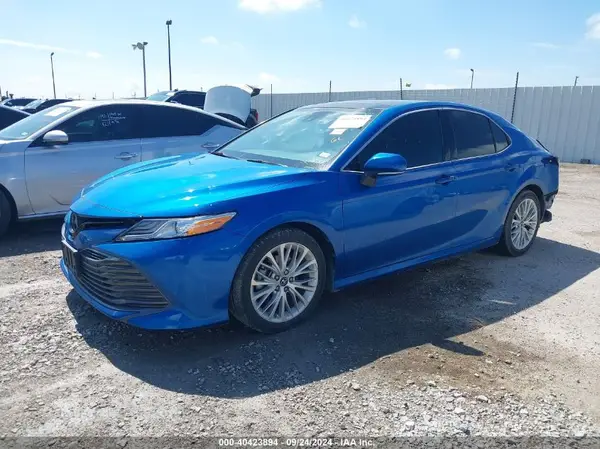 4T1B11HK3KU178932 2019 TOYOTA CAMRY - Image 2