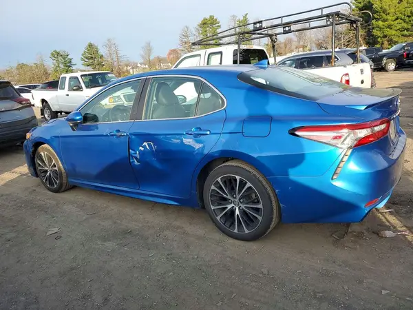 4T1B11HK3KU180096 2019 TOYOTA CAMRY - Image 2