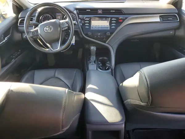 4T1B11HK3KU183001 2019 TOYOTA CAMRY - Image 8