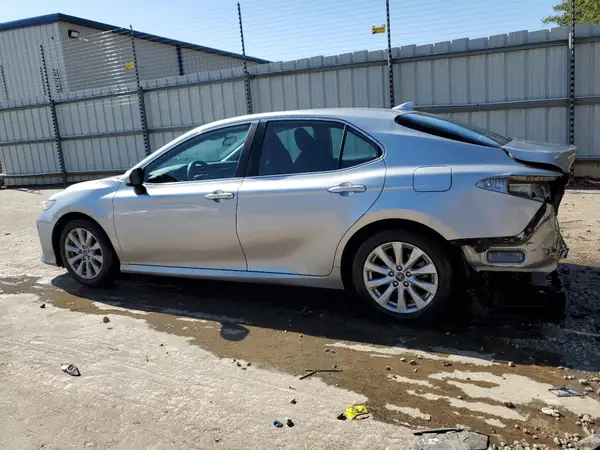 4T1B11HK3KU185296 2019 TOYOTA CAMRY - Image 2
